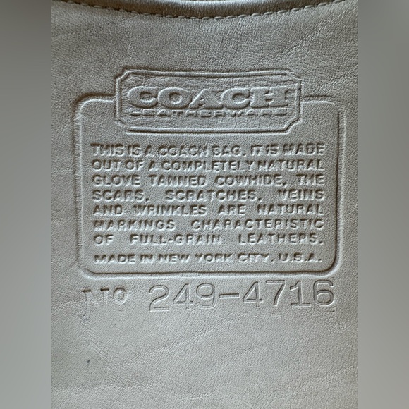 Vintage coach pocket purse - Picture 7 of 15